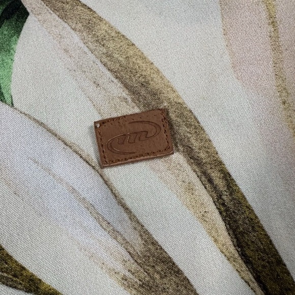 Mahalo Hawaiiian Mens XL Button Up Shirt Floral Palms Reverse Print Brazil - Picture 4 of 9